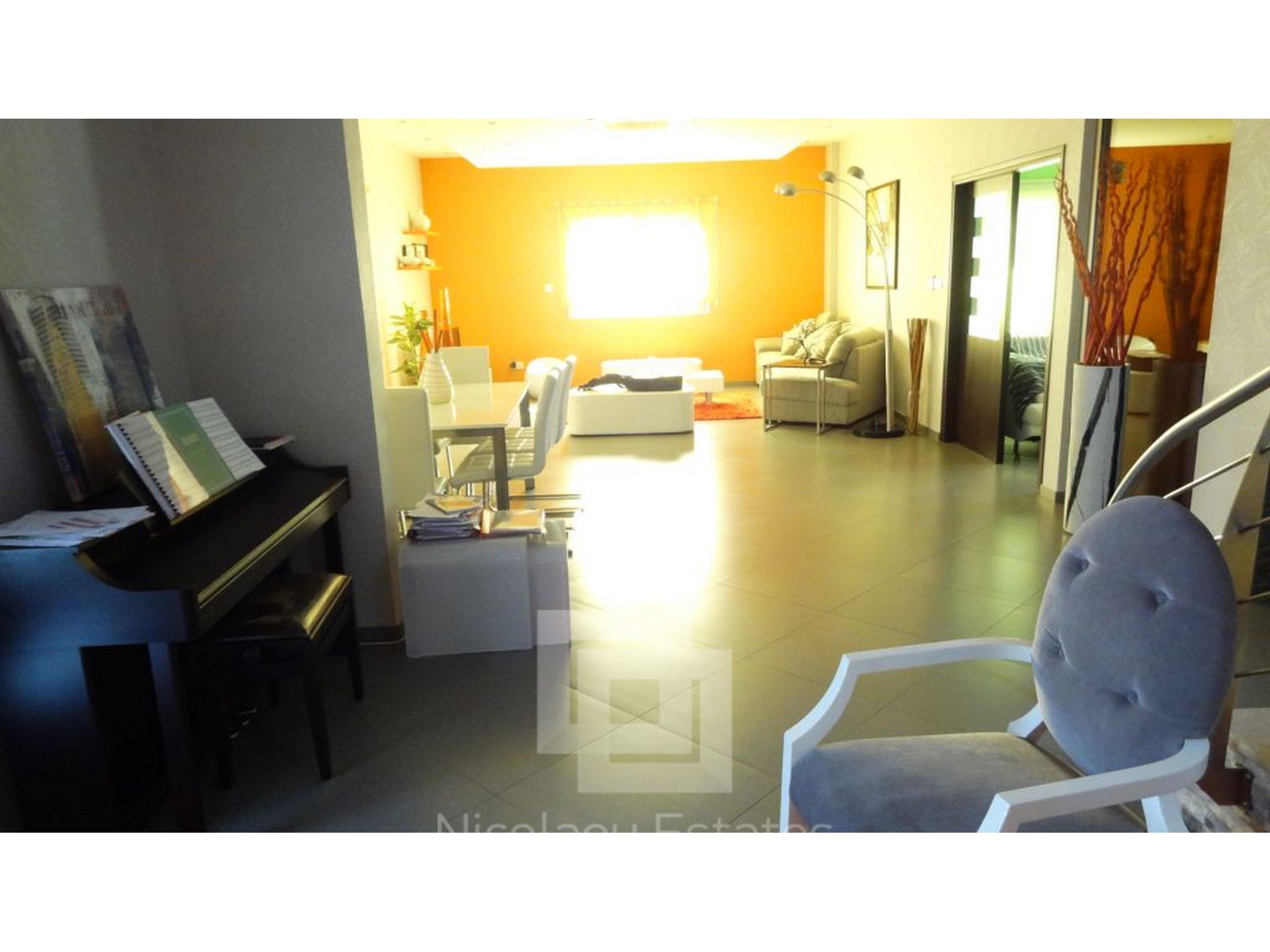 Living/Entertainment Area