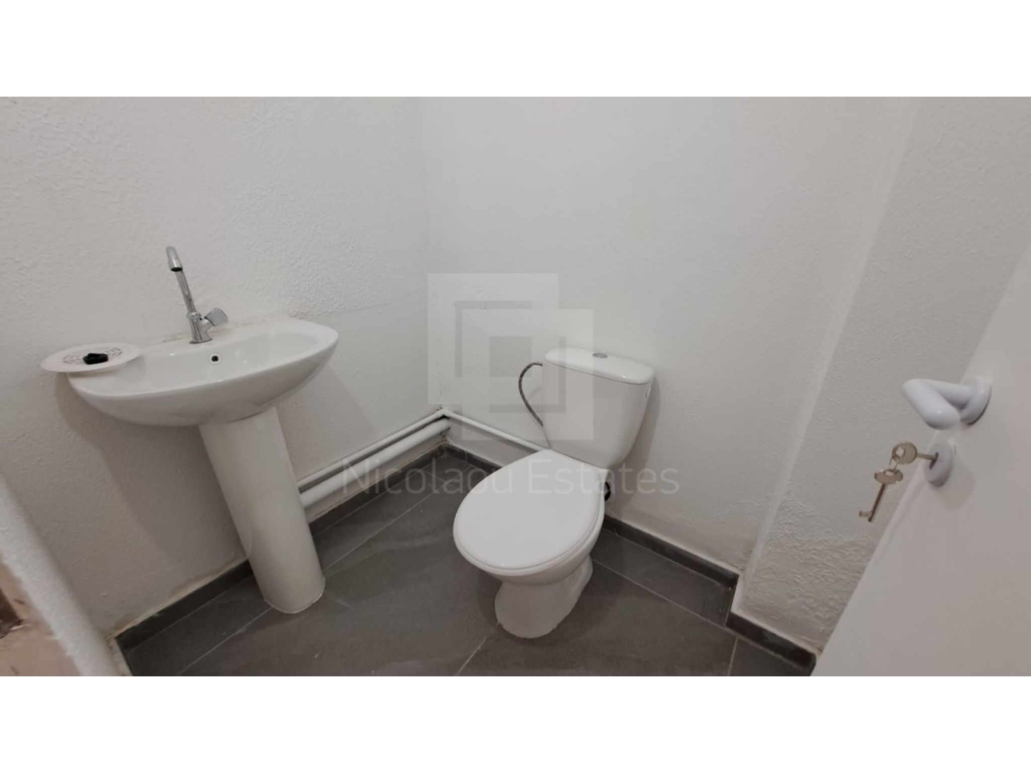 Trading area 150 m² for rent in Agia Zoni, Limassol, Cyprus